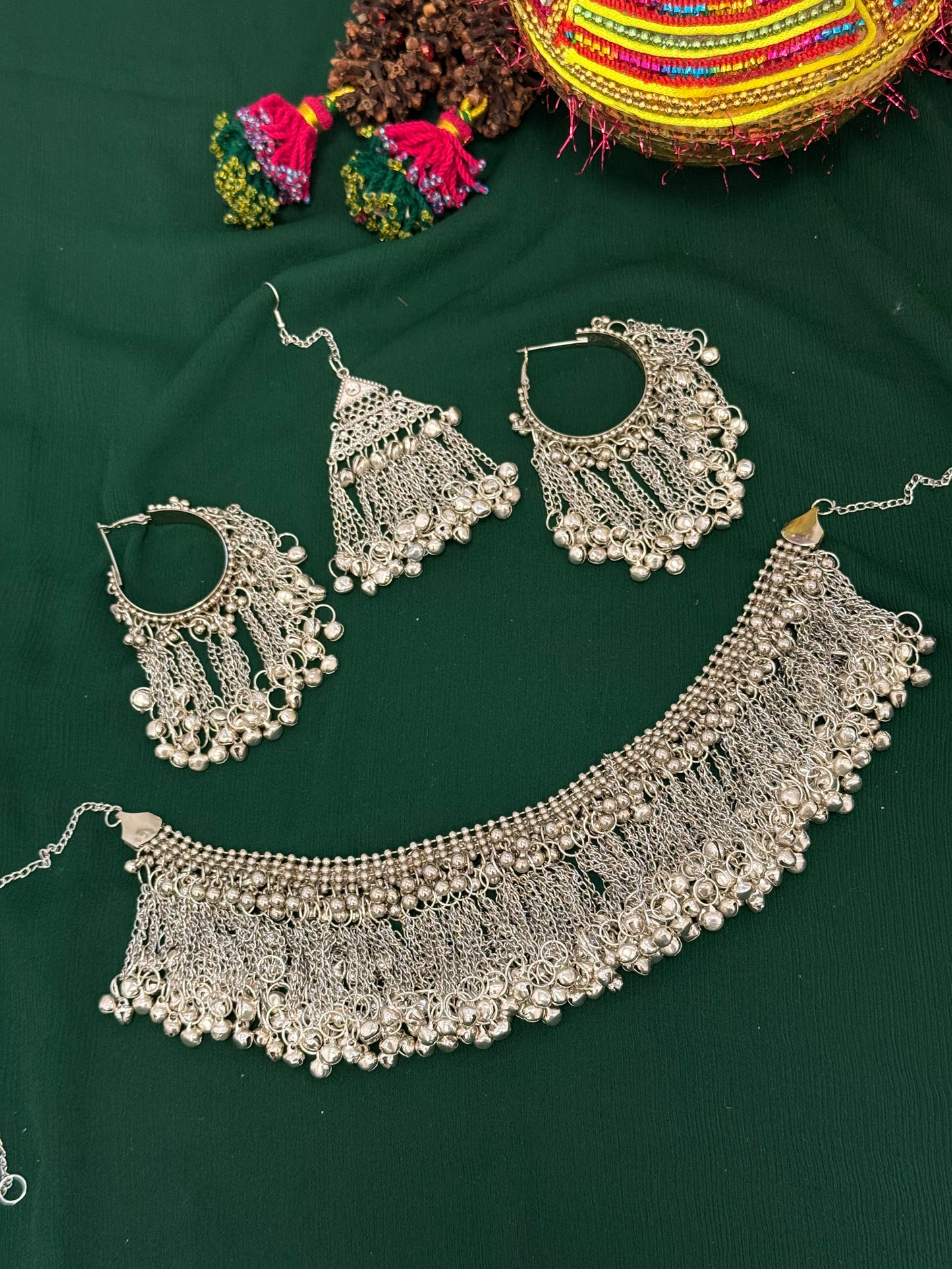 Small jewelry set - Silver ghungru