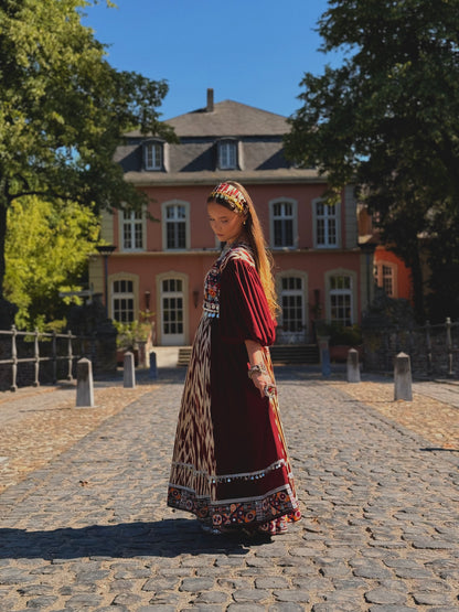 Yaqoot Dress
